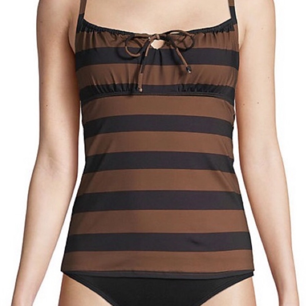 🟦 1/2 Off 
NWT Lands’ End Tankini Top size 12
